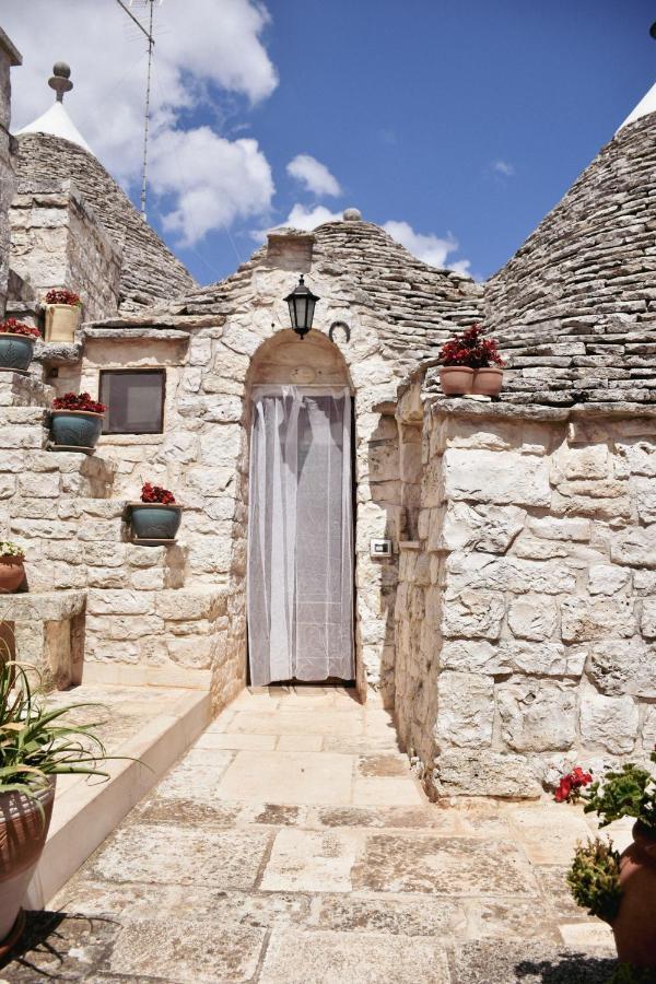 Trulli Pastore Альберобелло Екстер'єр фото