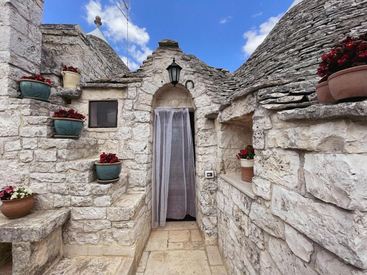 Trulli Pastore Альберобелло Екстер'єр фото