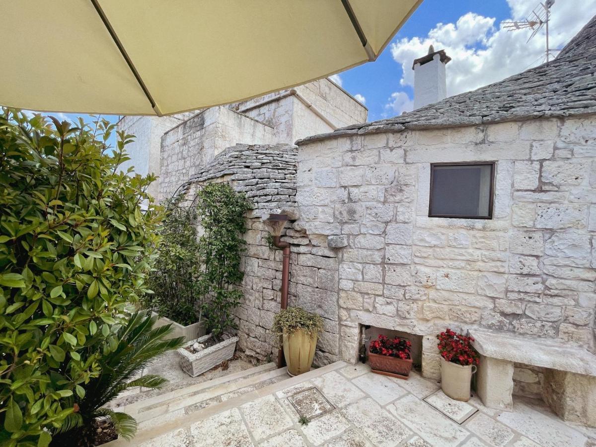 Trulli Pastore Альберобелло Екстер'єр фото