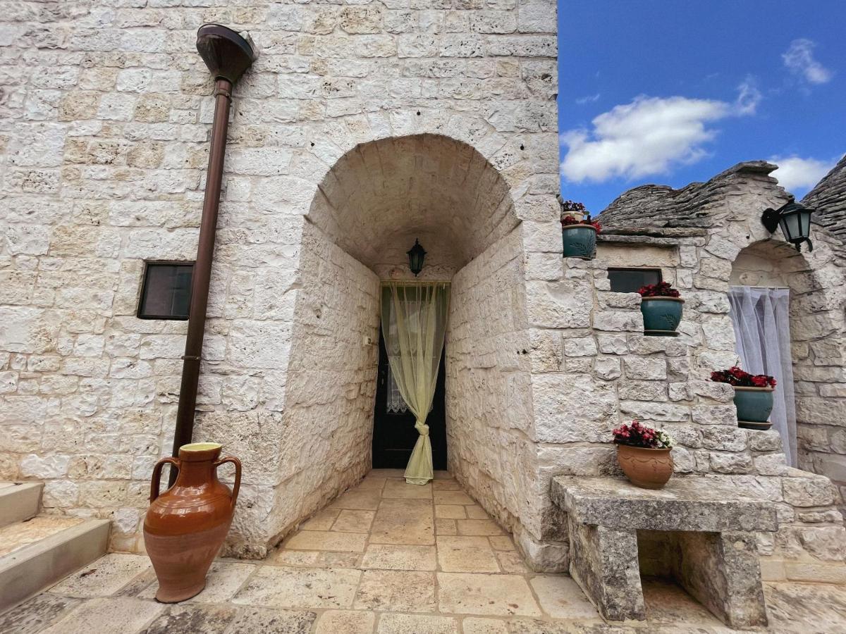 Trulli Pastore Альберобелло Екстер'єр фото